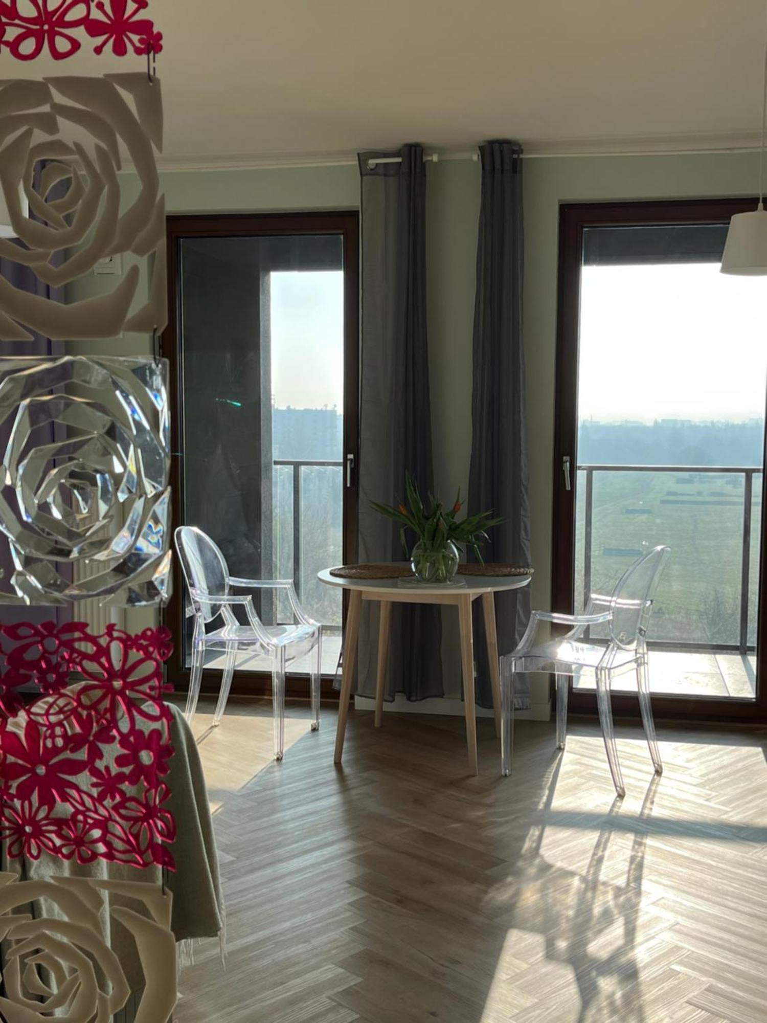 Warsaw Airport Wyscigi - City And Green View Apartment With Underground Garage Exteriör bild